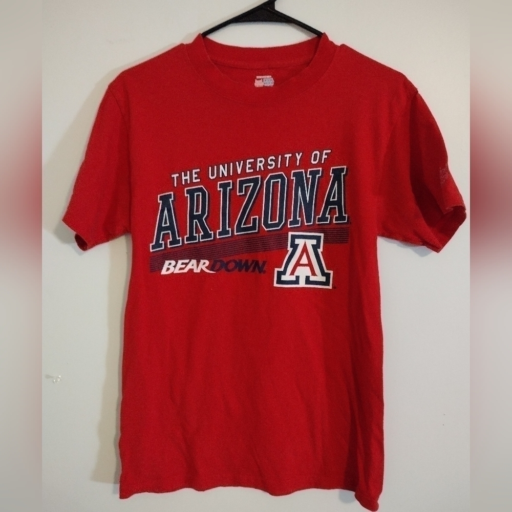 ARIZONA Wildcats Bear Down T Shirt Size Small Color Red